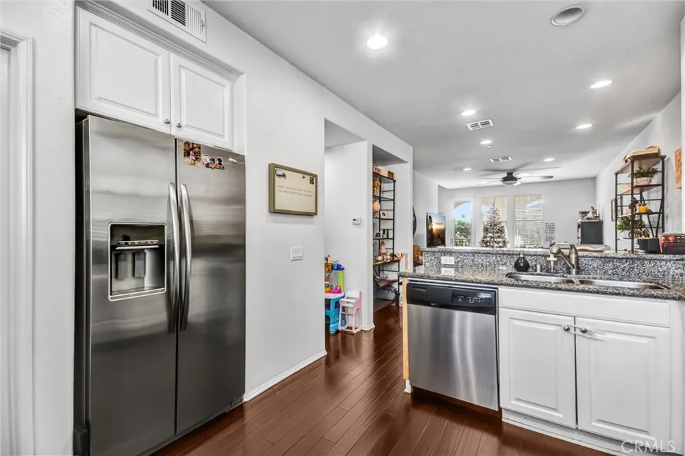 827 E Promenade #E Azusa, CA 91702