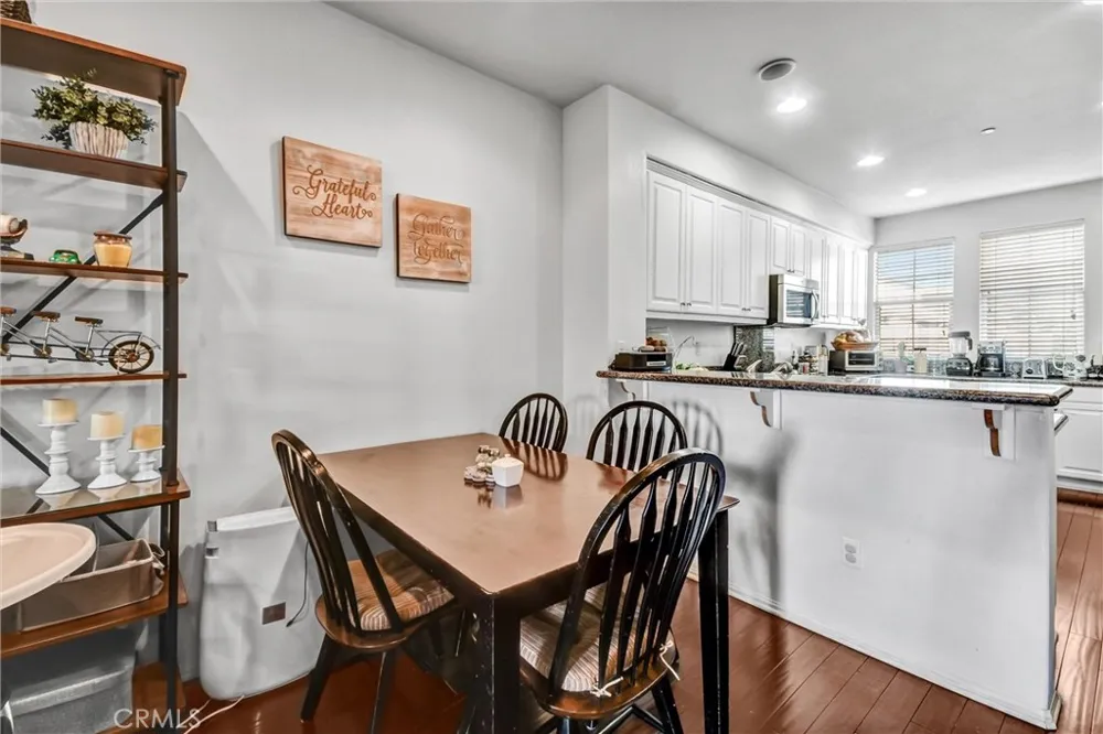 827 E Promenade #E Azusa, CA 91702