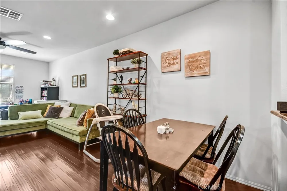 827 E Promenade #E Azusa, CA 91702