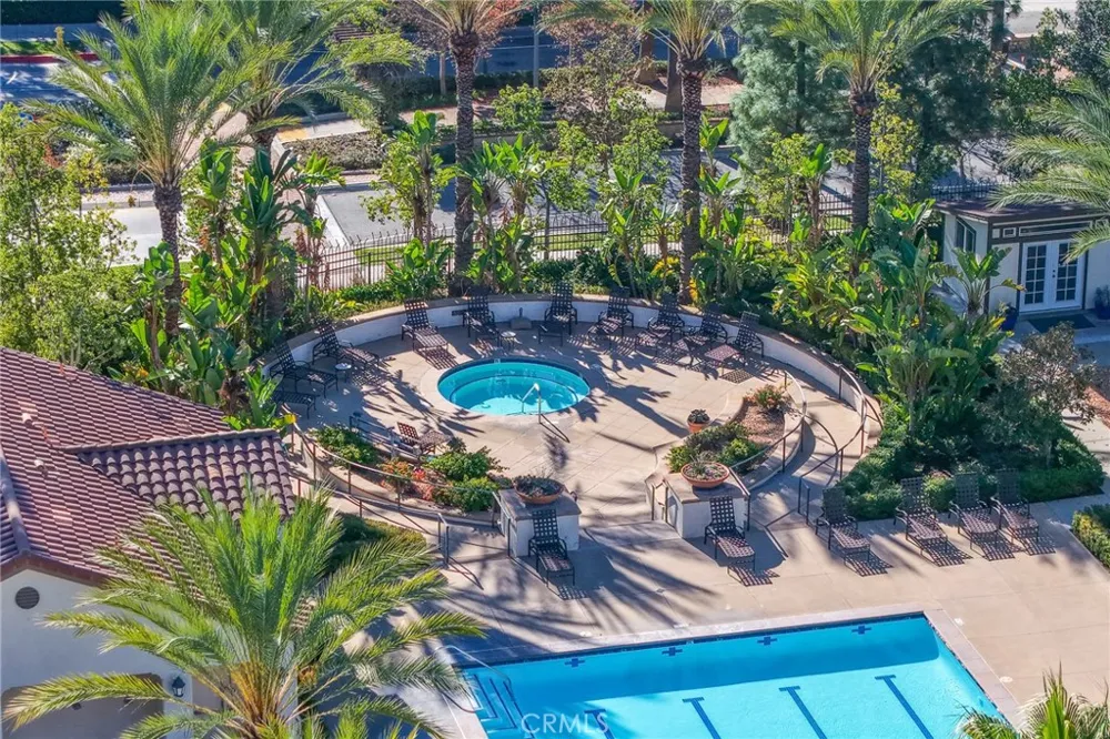 827 E Promenade #E Azusa, CA 91702
