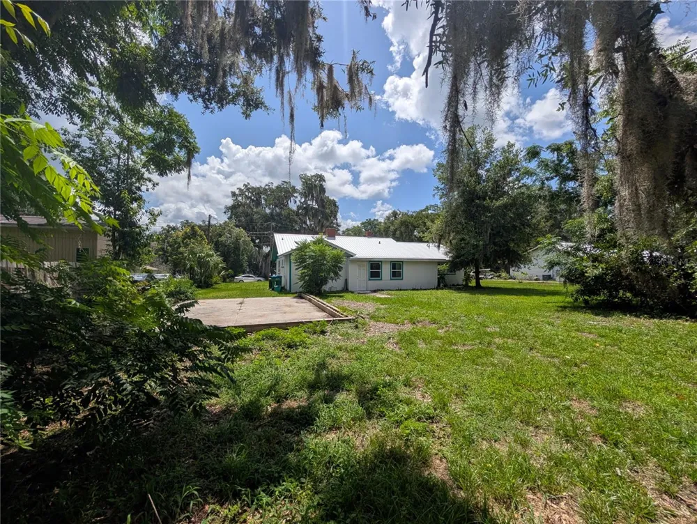 414 S PROSPECT STREET Crescent City, FL 32112