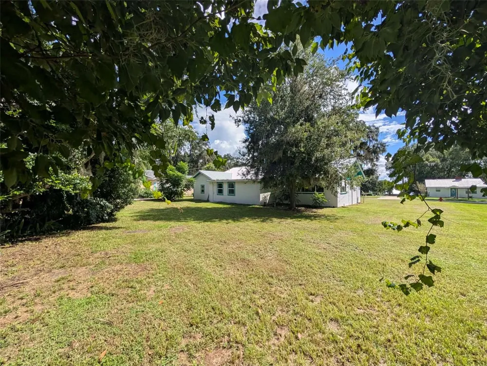 414 S PROSPECT STREET Crescent City, FL 32112