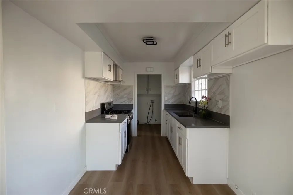 1922 Meriday Santa Ana, CA 92706