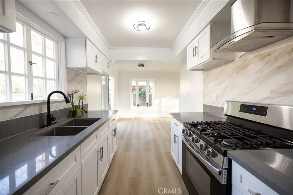 1922 Meriday Santa Ana, CA 92706