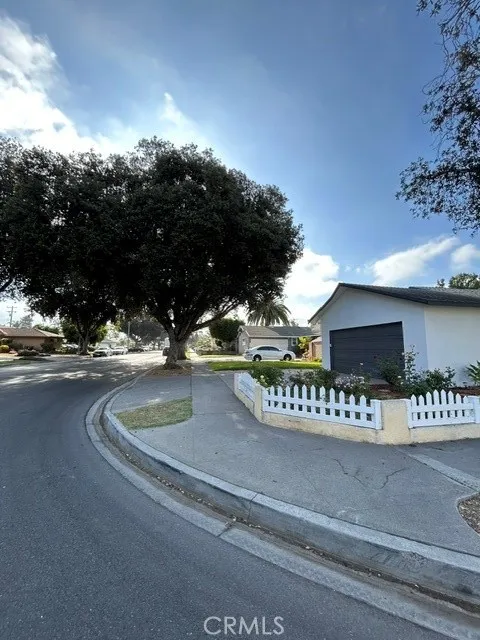 1922 Meriday Santa Ana, CA 92706