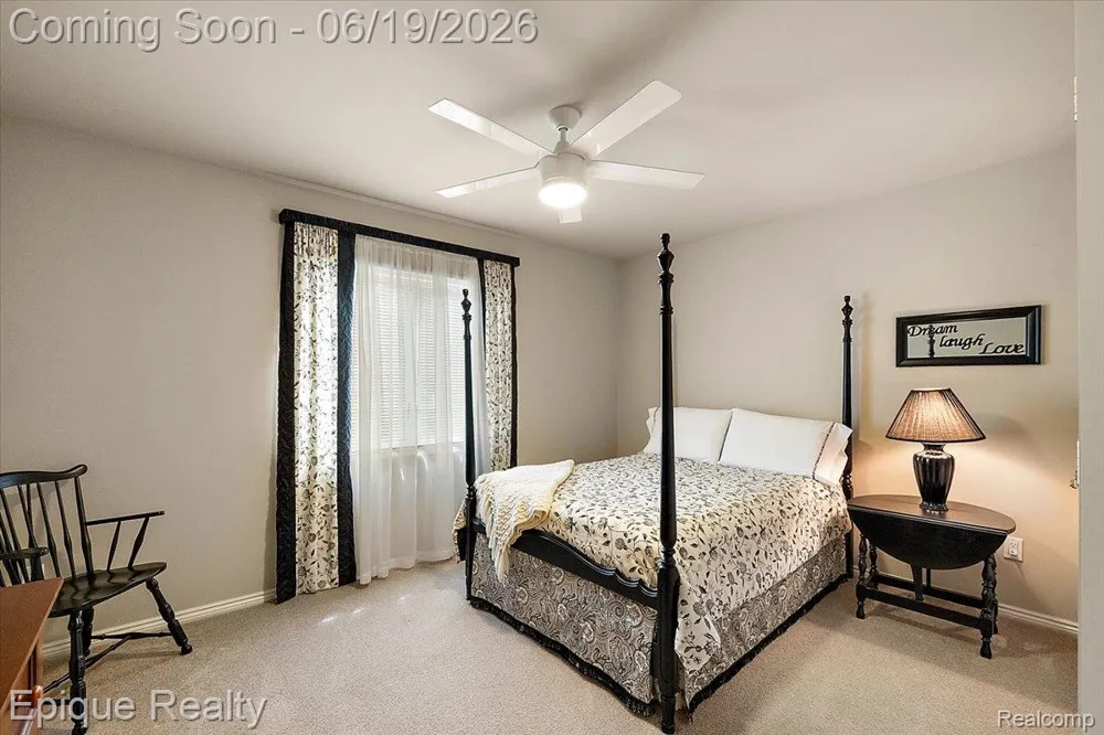 5675 Golf Pointe Drive Clarkston City, MI 48348