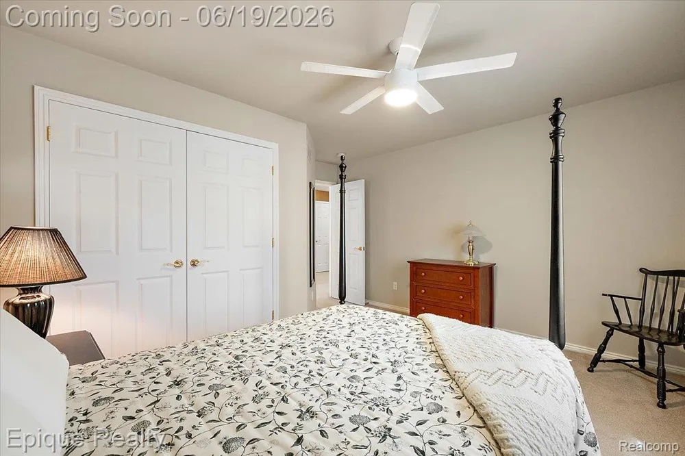 5675 Golf Pointe Drive Clarkston City, MI 48348