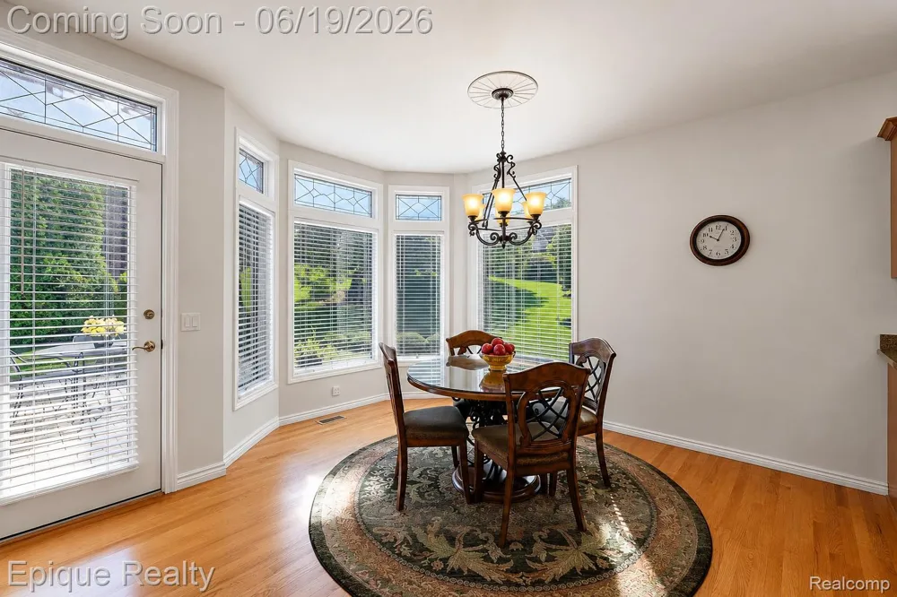 5675 Golf Pointe Drive Clarkston City, MI 48348