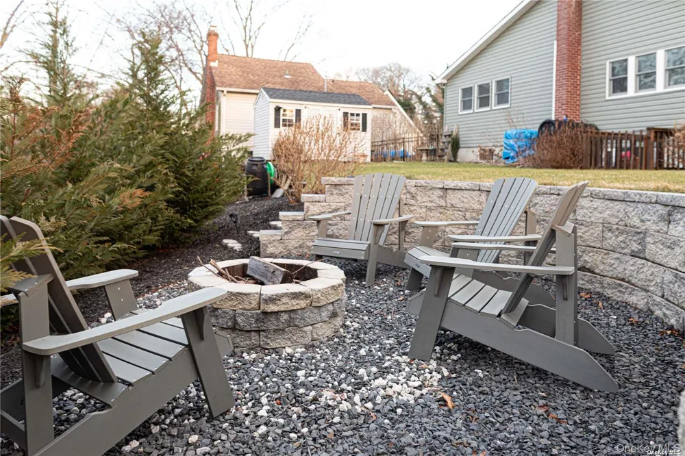 15 Crane Neck Drive Sound Beach, NY 11789