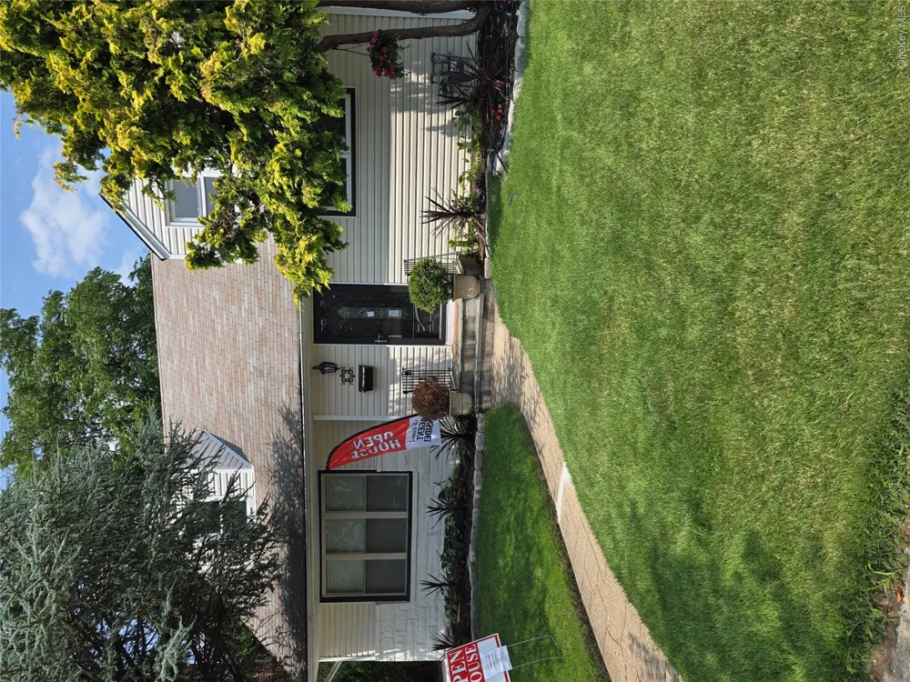 23 Harriman Avenue Hempstead, NY 11550