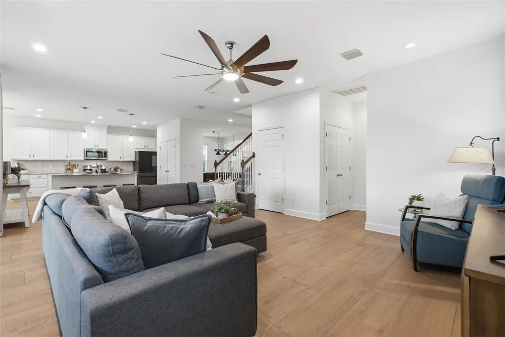 9323 BELLA VITA CIRCLE Land O Lakes, FL 34637