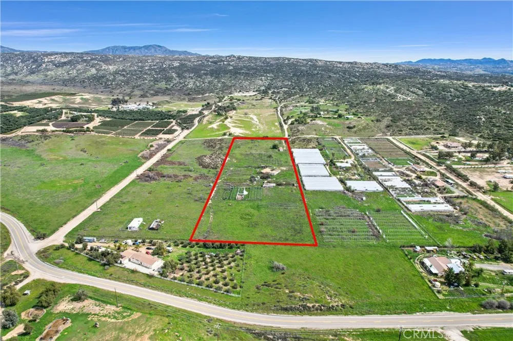 43450 Morgan Hemet, CA 92544