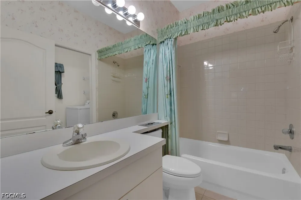 Candlewood Holw Estero, FL 33928