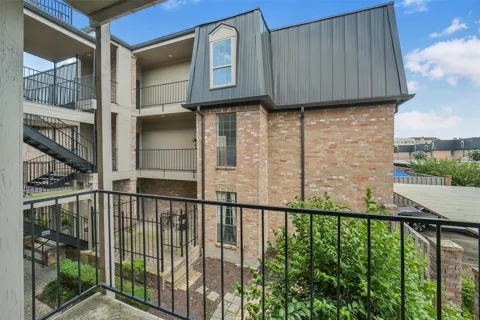 2400 Braeswood Boulevard #213