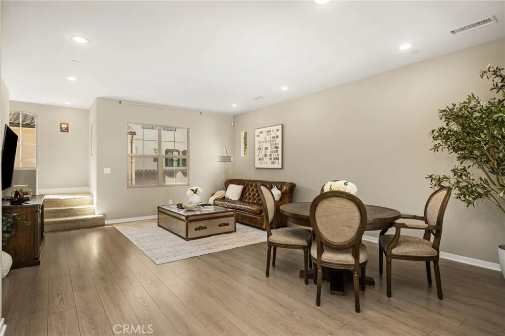 111 Tallowood Irvine, CA 92620