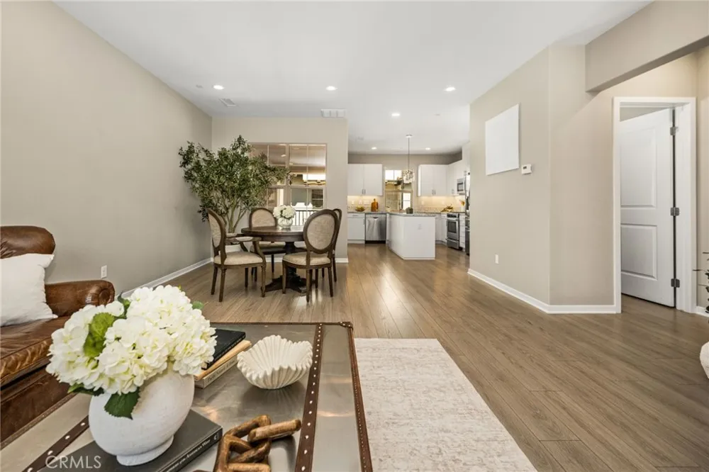 111 Tallowood Irvine, CA 92620