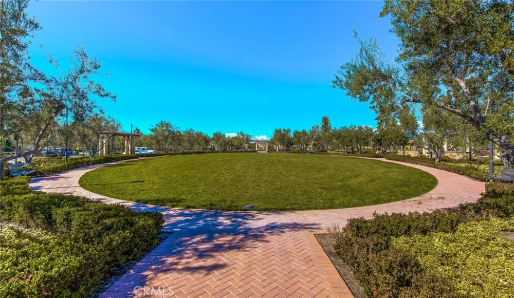 111 Tallowood Irvine, CA 92620