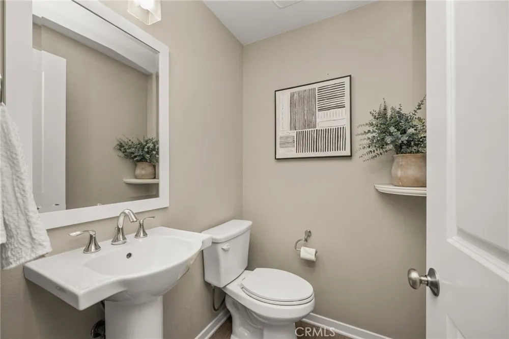 111 Tallowood Irvine, CA 92620