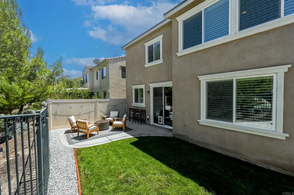 24248 Lilac Lane Lake Elsinore, CA 92532
