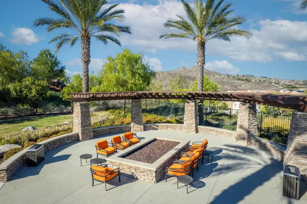 24248 Lilac Lane Lake Elsinore, CA 92532