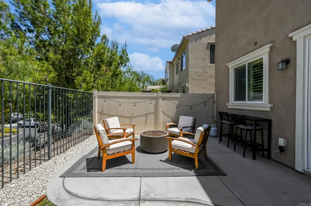 24248 Lilac Lane Lake Elsinore, CA 92532