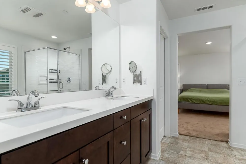 24248 Lilac Lane Lake Elsinore, CA 92532
