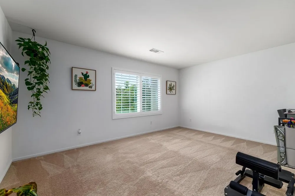24248 Lilac Lane Lake Elsinore, CA 92532