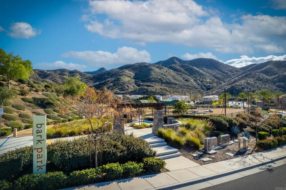 24248 Lilac Lane Lake Elsinore, CA 92532