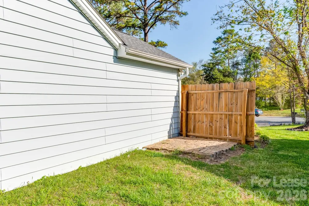 13818 Faversham Court Pineville, NC 28134