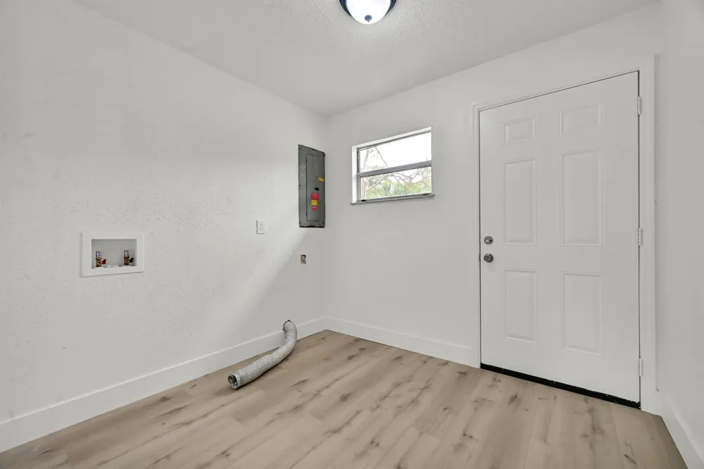 833 NW 34th Street Okeechobee, FL 34972
