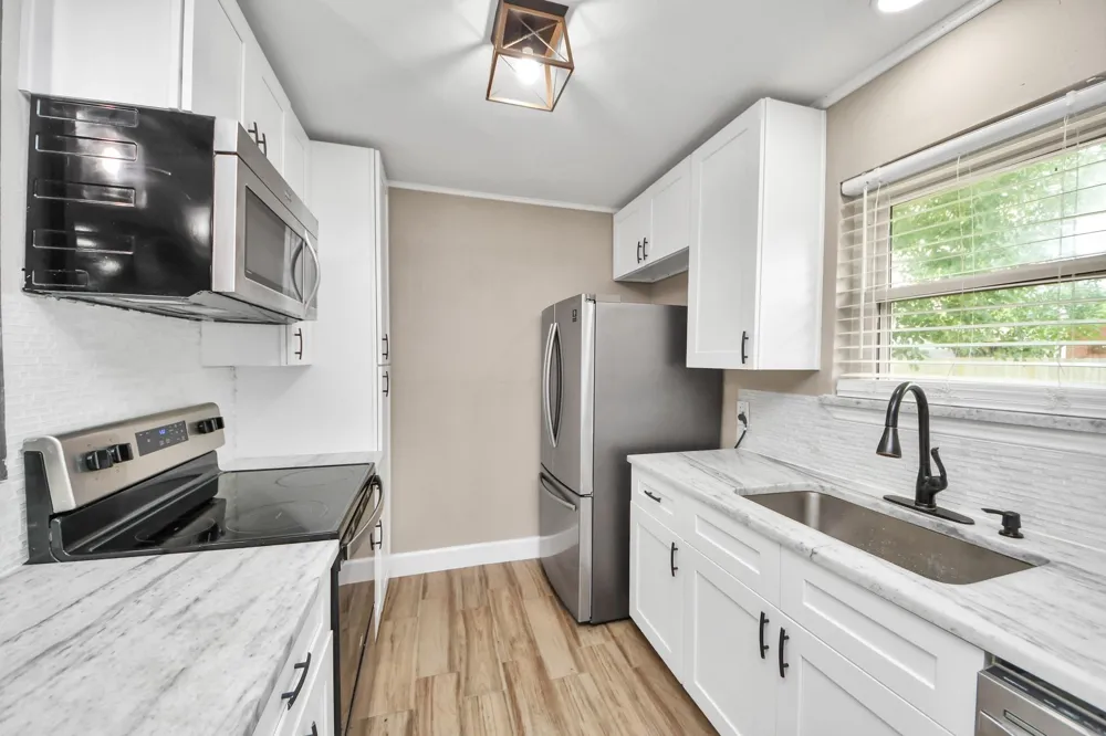12733 7th Street Santa Fe, TX 77510