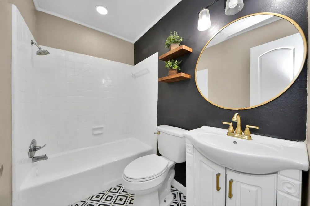 12733 7th Street Santa Fe, TX 77510