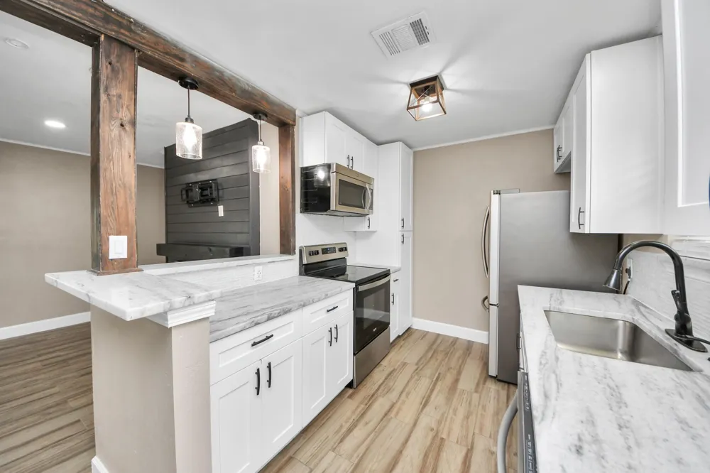 12733 7th Street Santa Fe, TX 77510