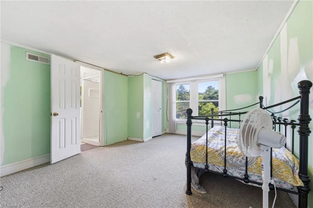 2816 Old Liberty Road Randleman, NC 27317