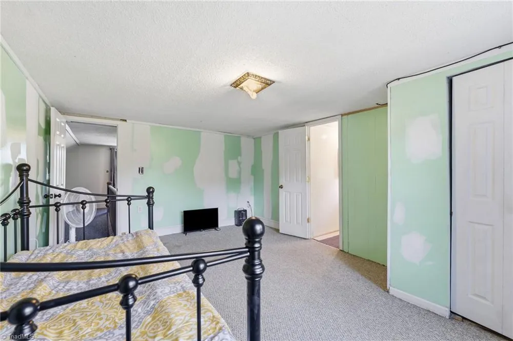 2816 Old Liberty Road Randleman, NC 27317