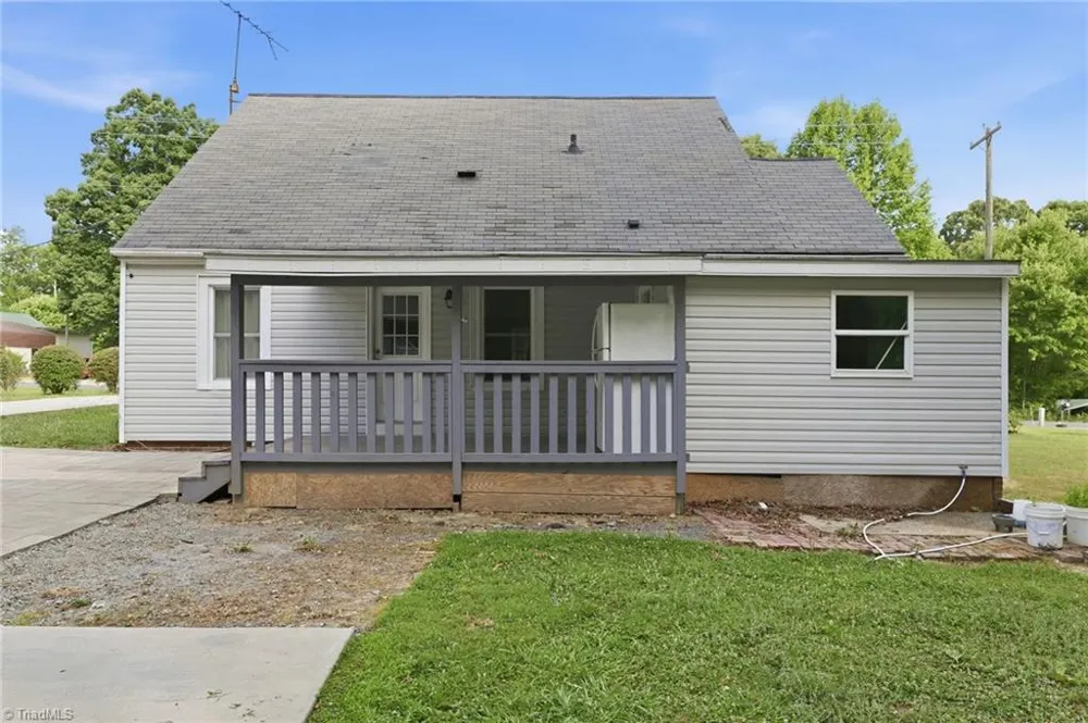2816 Old Liberty Road Randleman, NC 27317