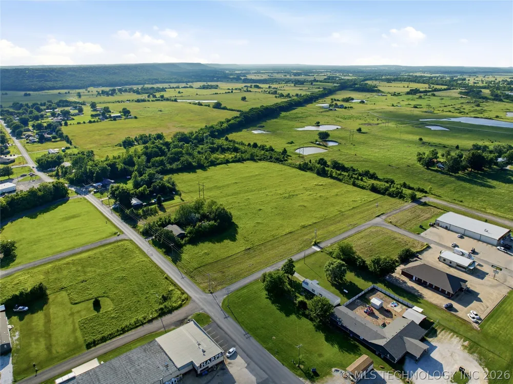 1100 Knapp Avenue Warner, OK 74469