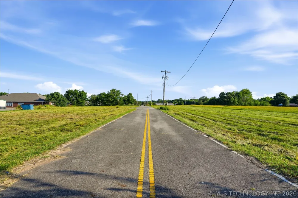 1100 Knapp Avenue Warner, OK 74469