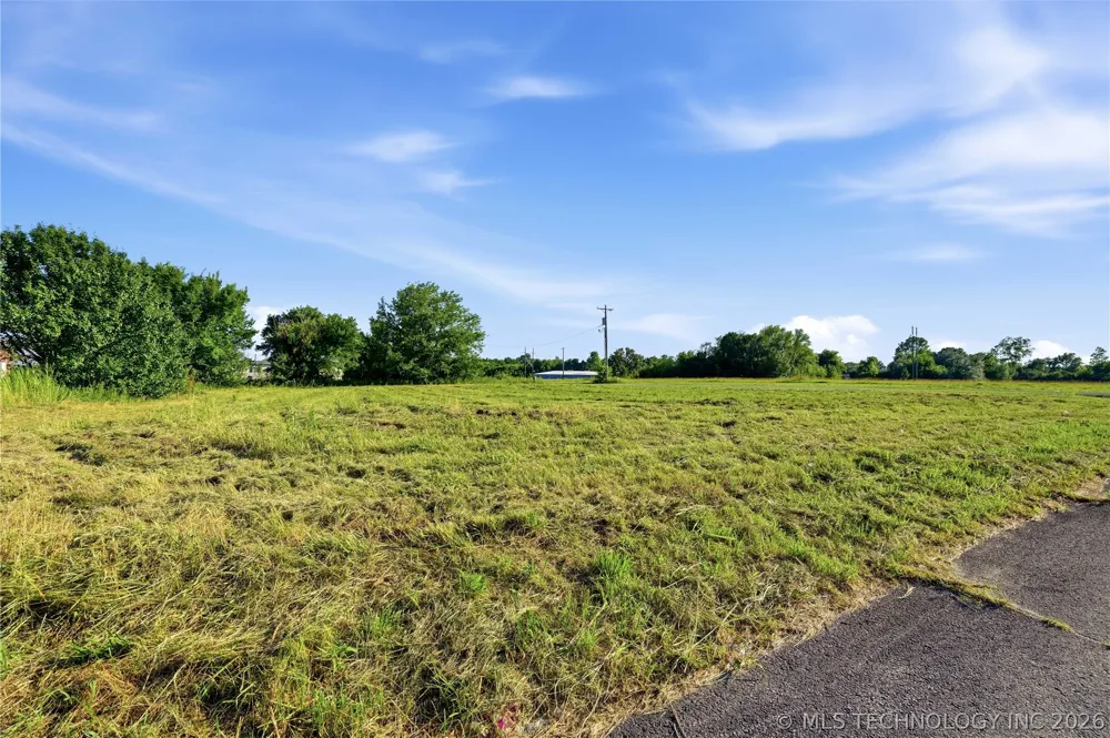 1100 Knapp Avenue Warner, OK 74469
