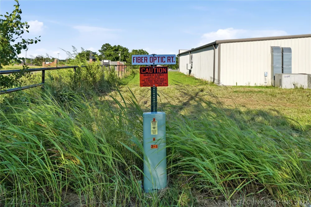 1100 Knapp Avenue Warner, OK 74469