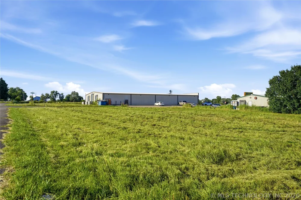 1100 Knapp Avenue Warner, OK 74469