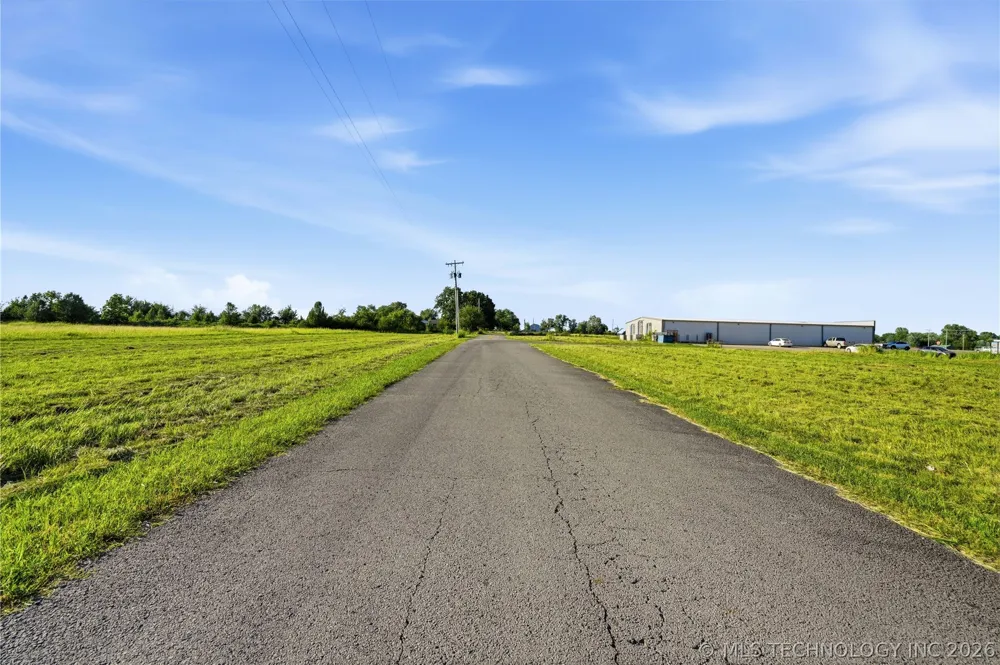 1100 Knapp Avenue Warner, OK 74469