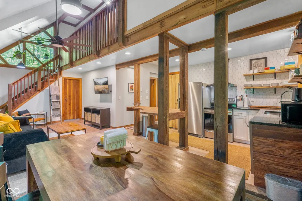 833 Helmsburg Road Nashville, IN 47448