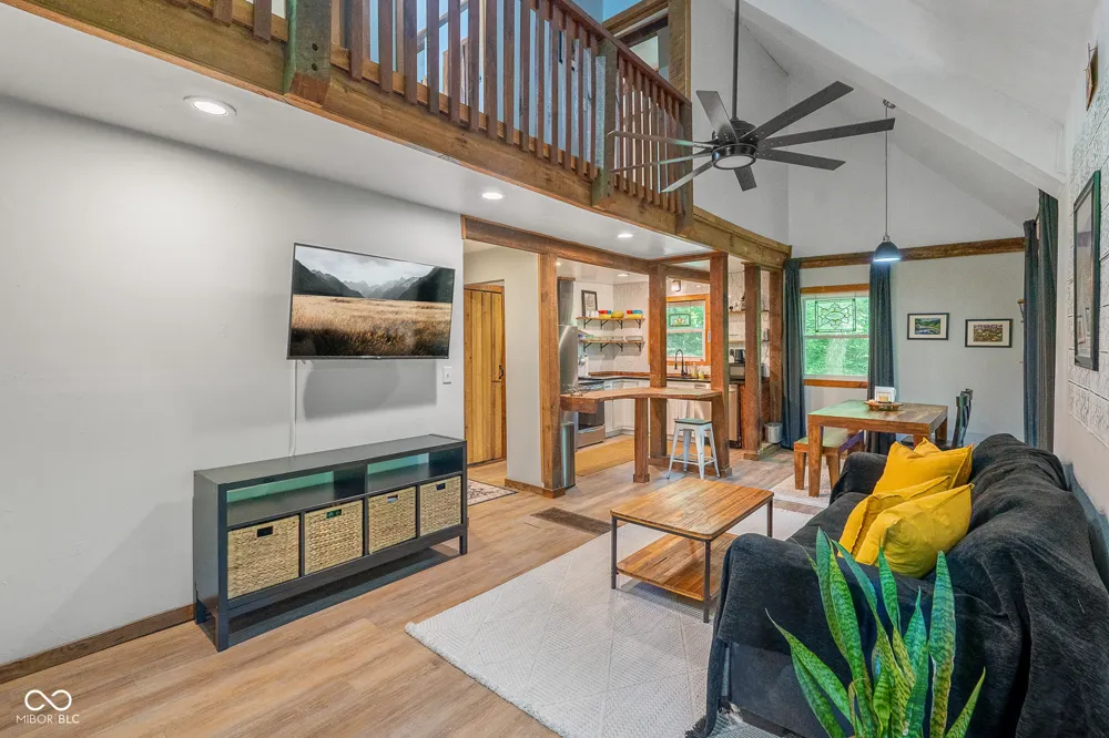 833 Helmsburg Road Nashville, IN 47448