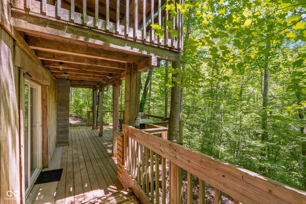 833 Helmsburg Road Nashville, IN 47448