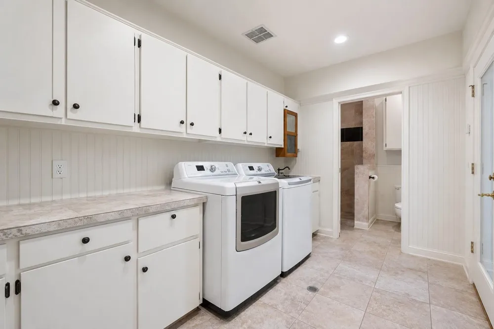 27030 Masters Pkwy Spicewood, TX 78669