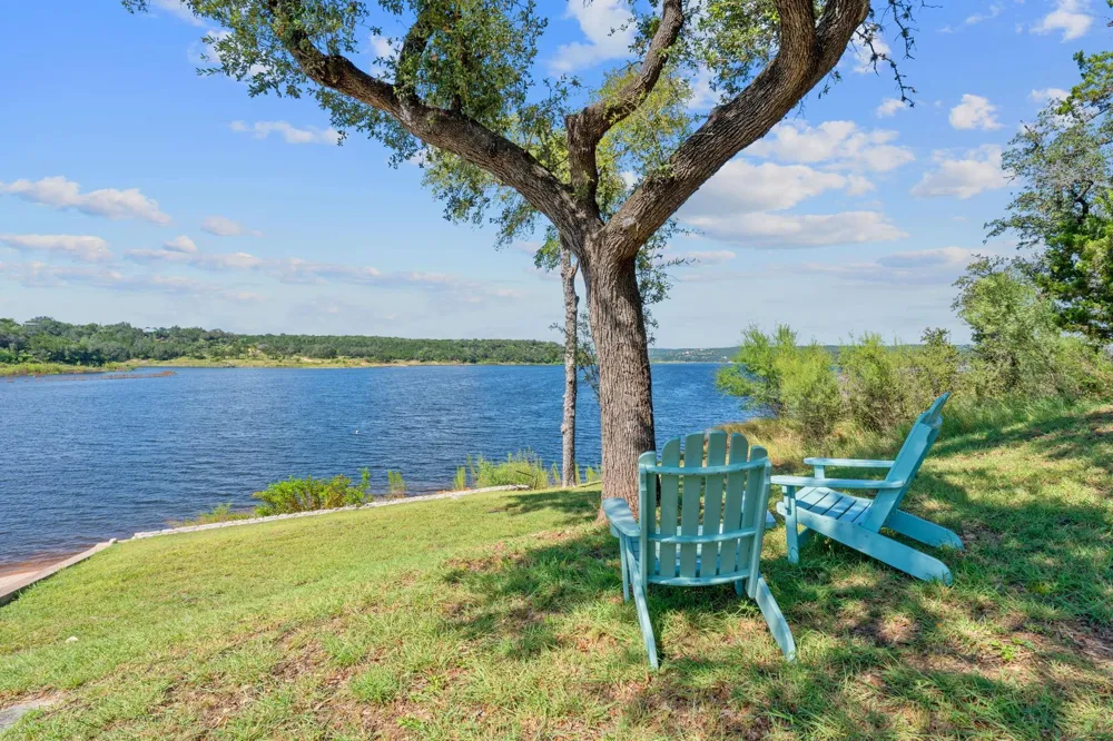 27030 Masters Pkwy Spicewood, TX 78669