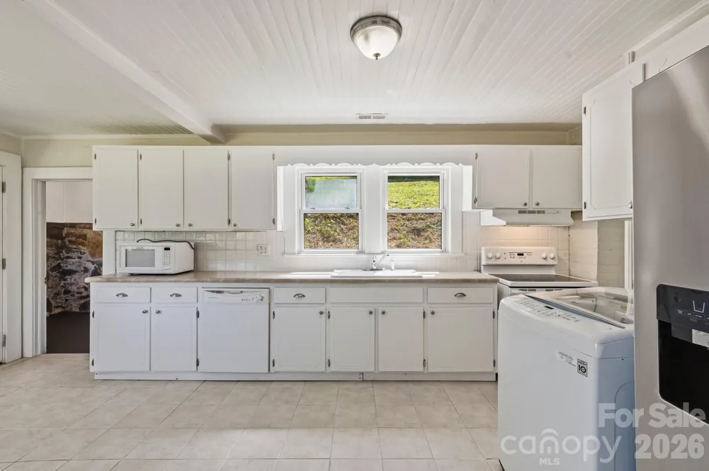 441 Main Street Clyde, NC 28721
