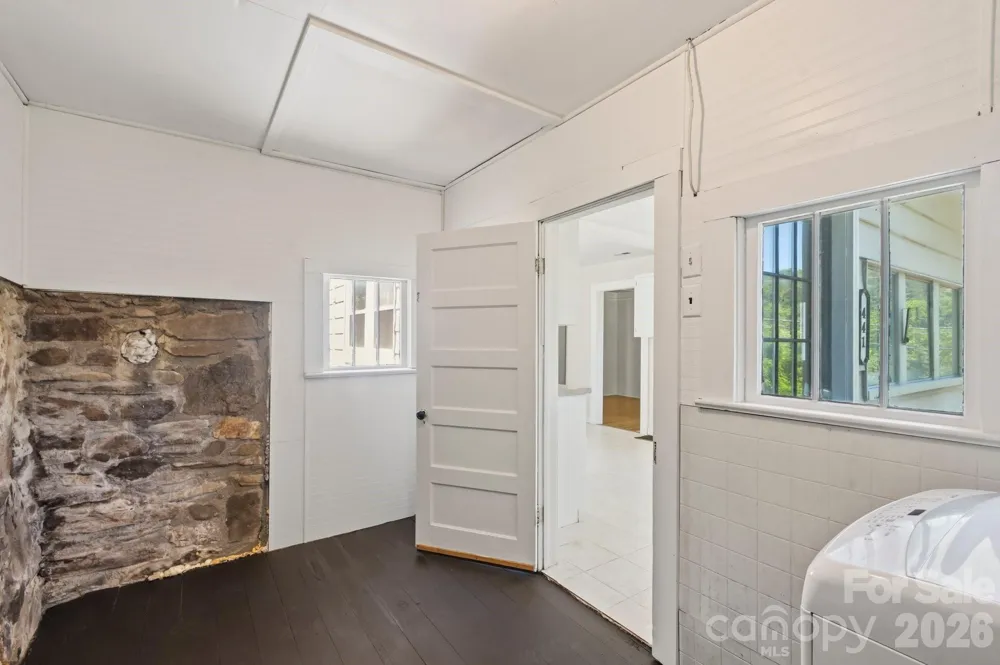 441 Main Street Clyde, NC 28721