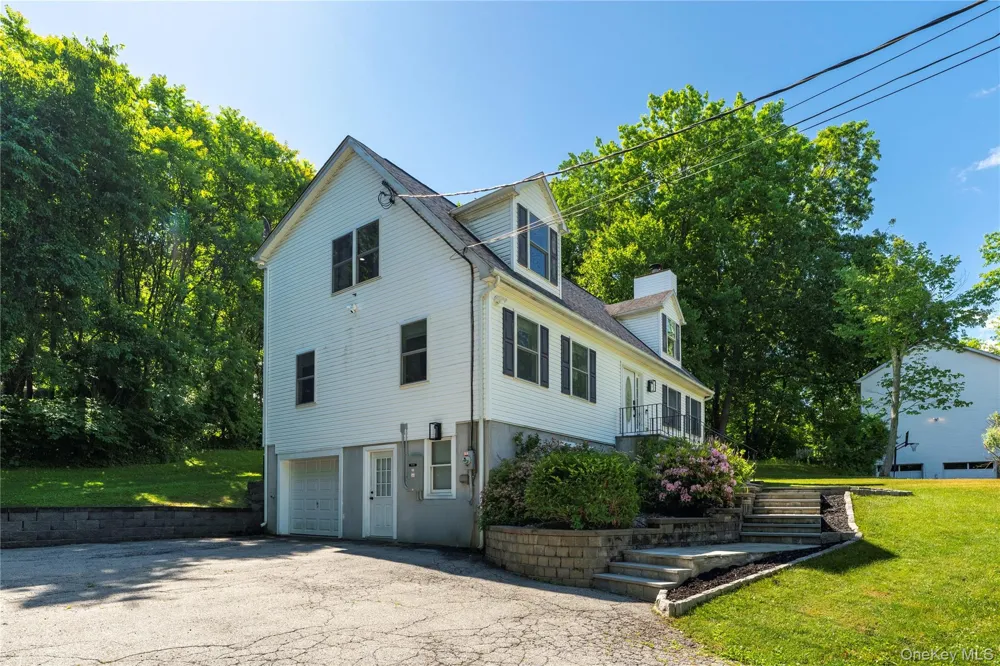 22 Elm Road Lake Peekskill, NY 10537